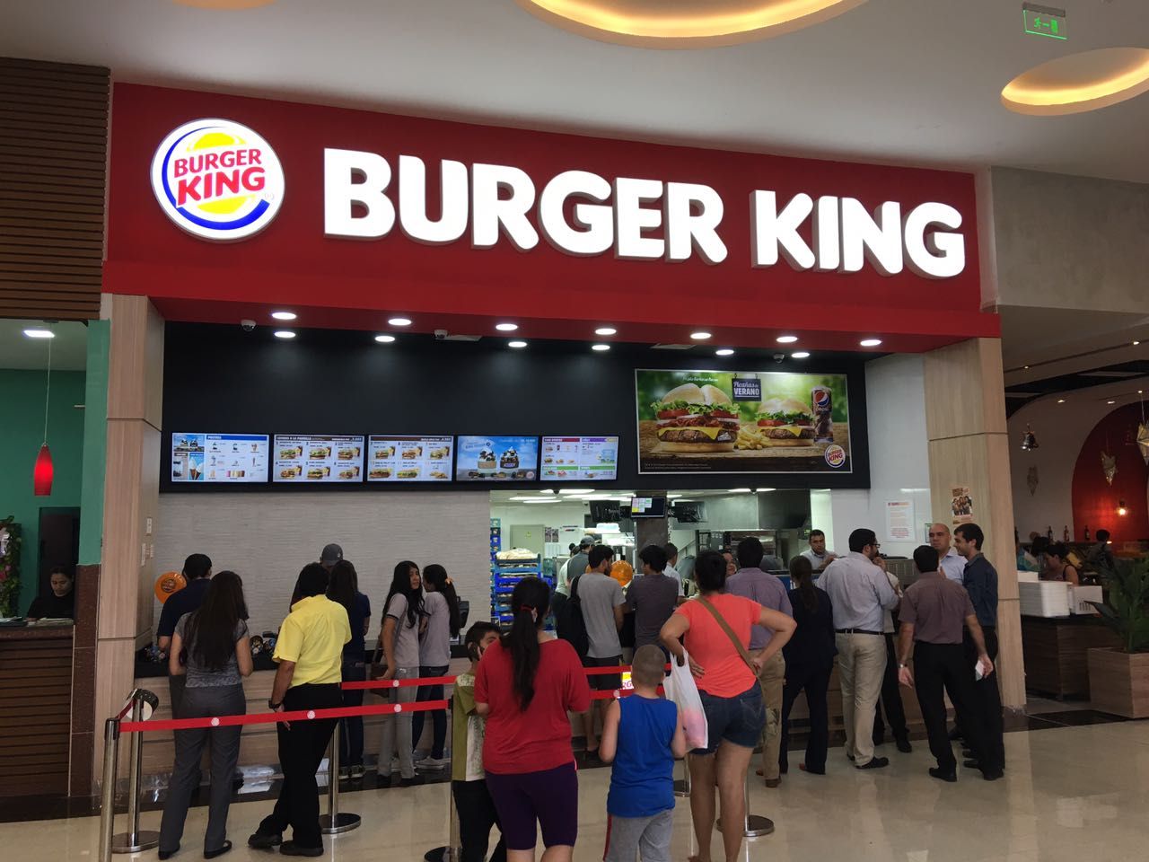 Burger King inaugura su local 31 en el país