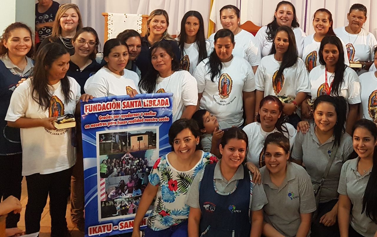 Fundación Santa Librada entrega  viviendas a 22 mujeres jefas de hogar