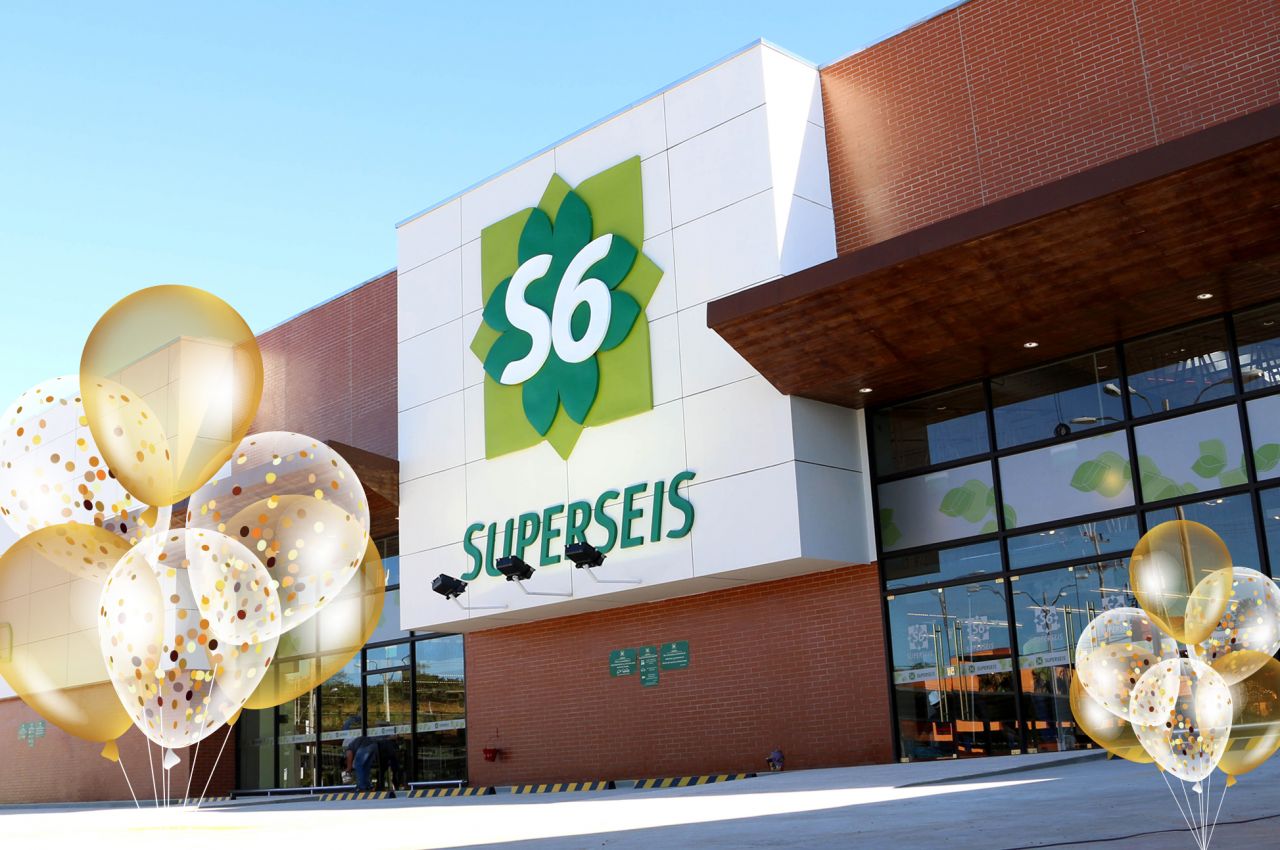 Superseis cumple 46 años y se consolida  como la cadena de supermercados líder del país