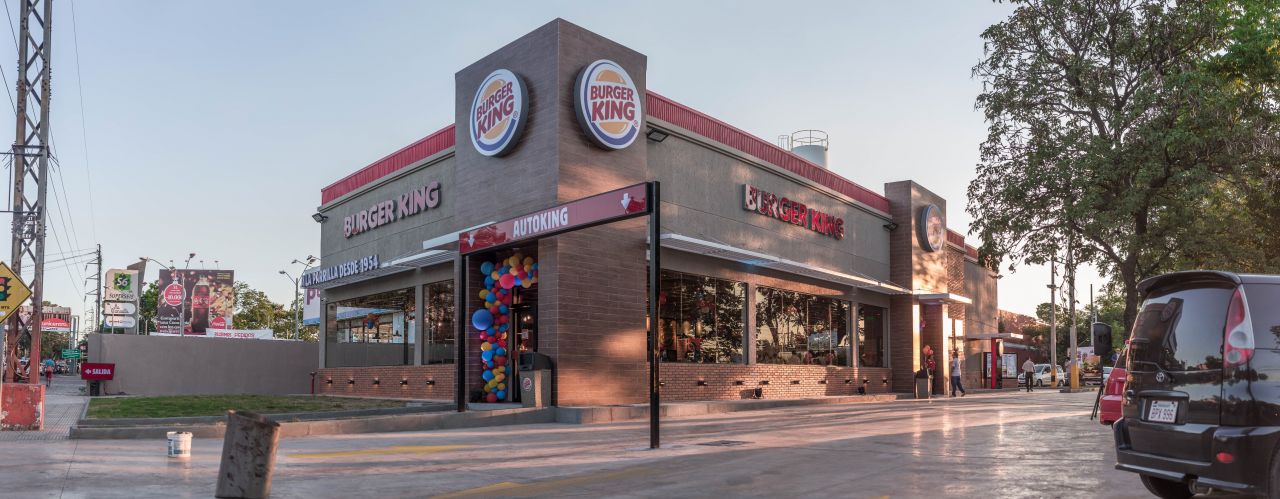 Burger King inauguró un nuevo local en Cambá Cuá