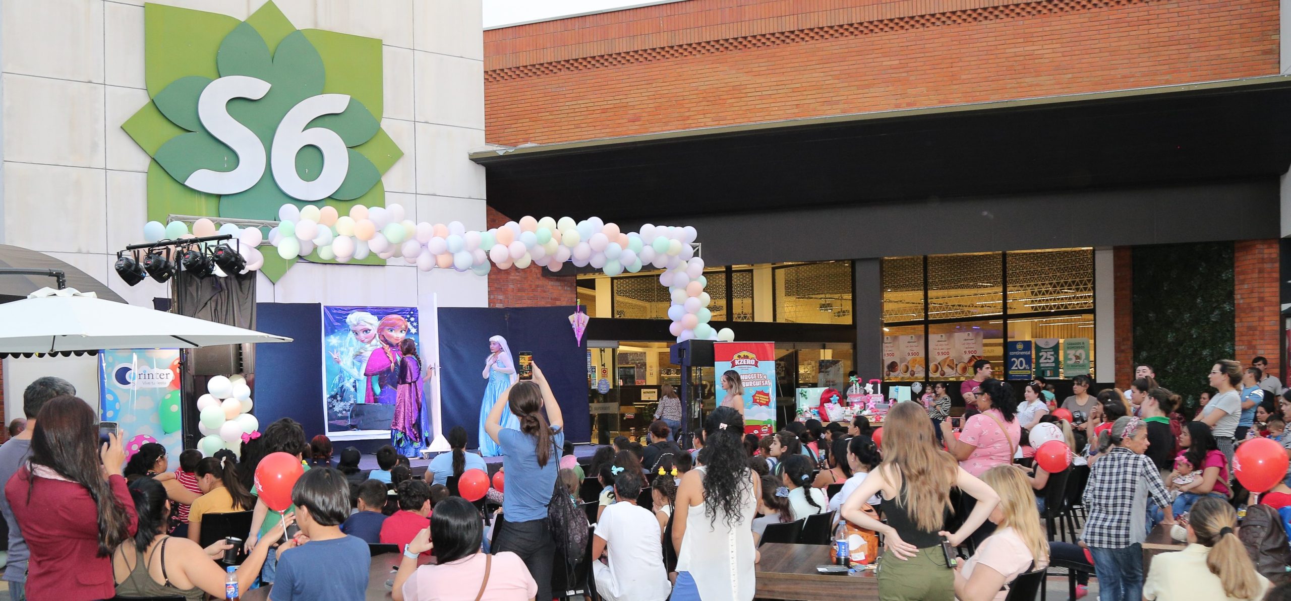 Superseis celebró el Día del Niño con diversión y alegría en sus locales